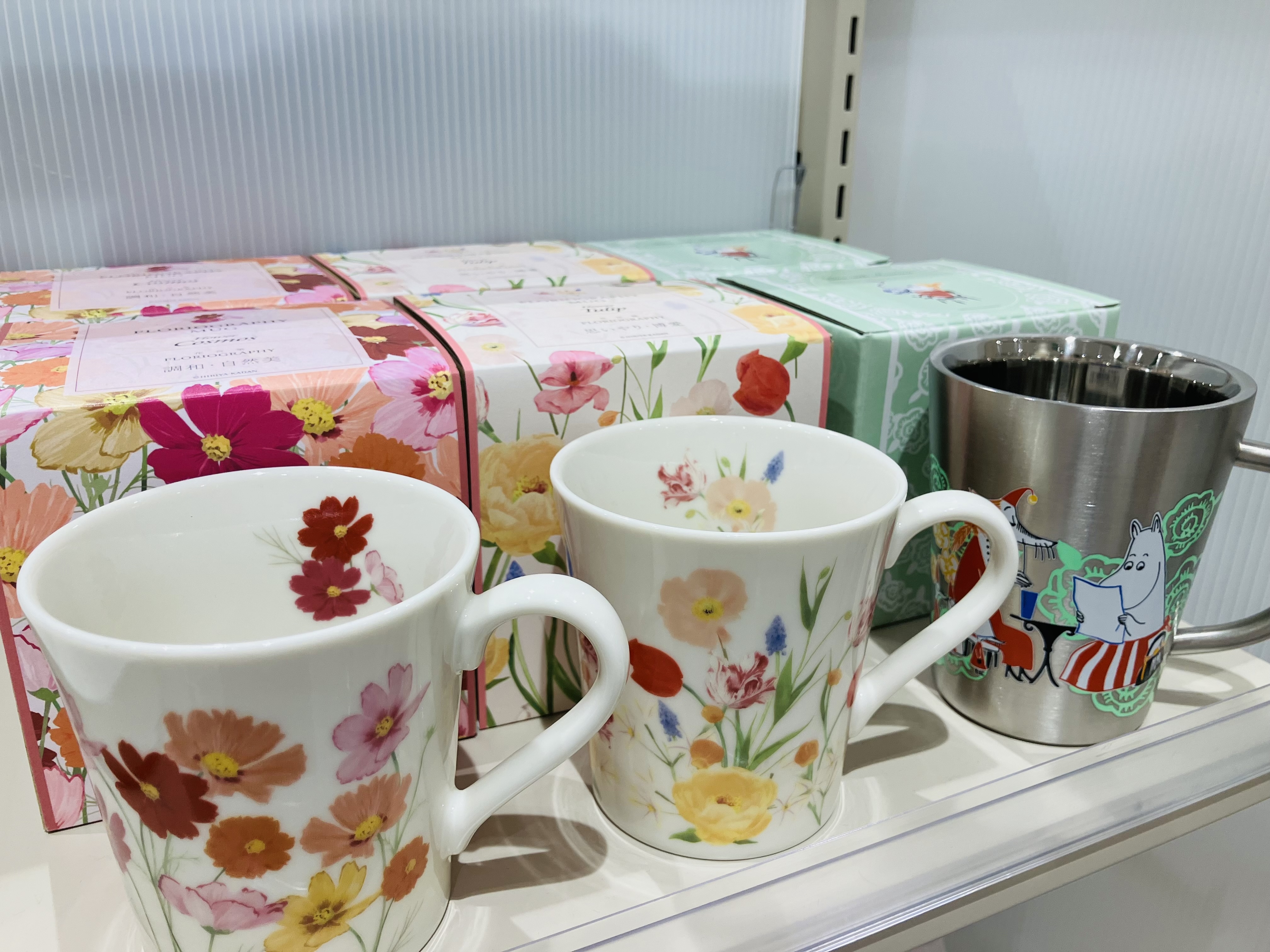 本日限定値下げ【試着のみ】セットアップ レストローズ 花柄 M 母の日ギフトにピッタリな商品のご紹介☆【プラグスマーケット広島LECT