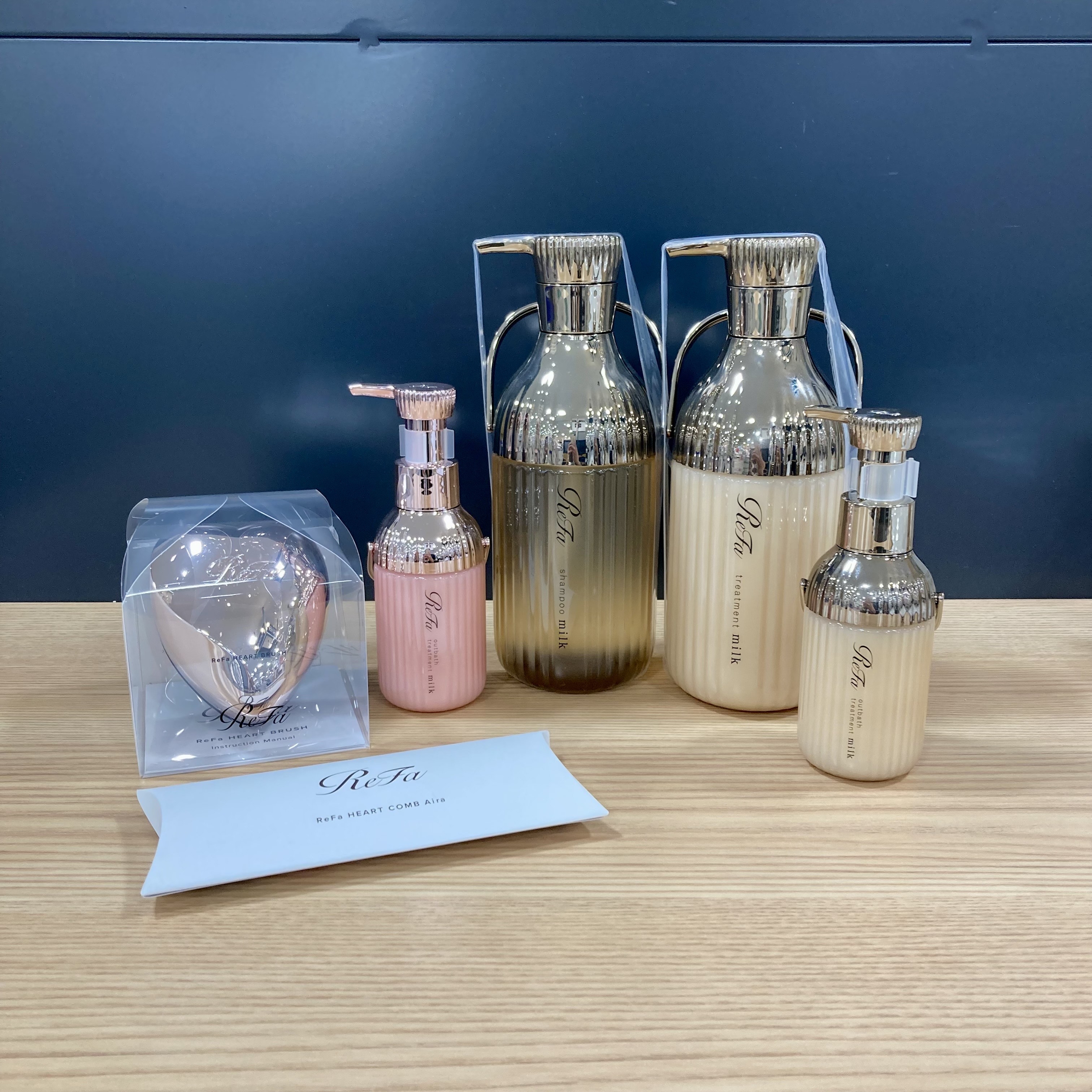 ホリデーギフトにおすすめ！リファ商品のご案内