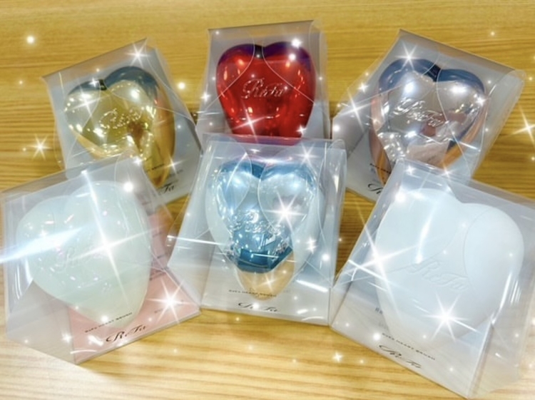 ReFa ハートブラシ入荷しました！ - 店舗のイチオシ - プラグス
